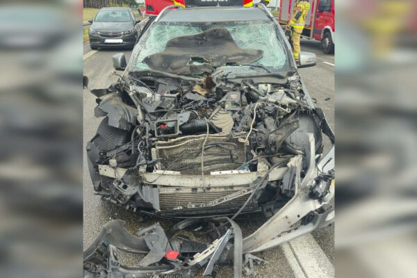 Poważny wypadek na A2. W akcji śmigłowiec LPR. Autostrada zablokowana (ZDJĘCIA) Wypadek na A2 Rogoziniec – A2 zablokowana