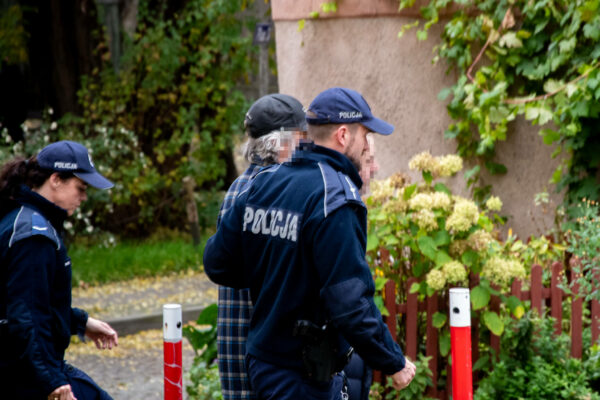 Jest areszt dla właściciela psów po śmiertelnym ataku w Zielonej Górze (ZDJĘCIA) areszt właściciela psów Zielona Góra - Pogryziony przez psy Zielona Góra