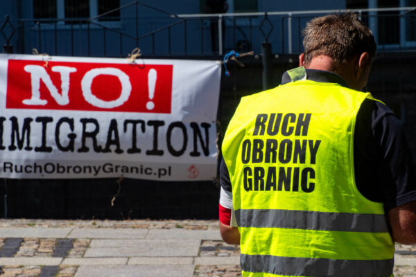 Członek Ruchu Obrony Granic z zarzutami. Udawał funkcjonariusza w Słubicach Członek Ruchu Obrony Granic - Prokuratura Gorzów zarzuty Słubice