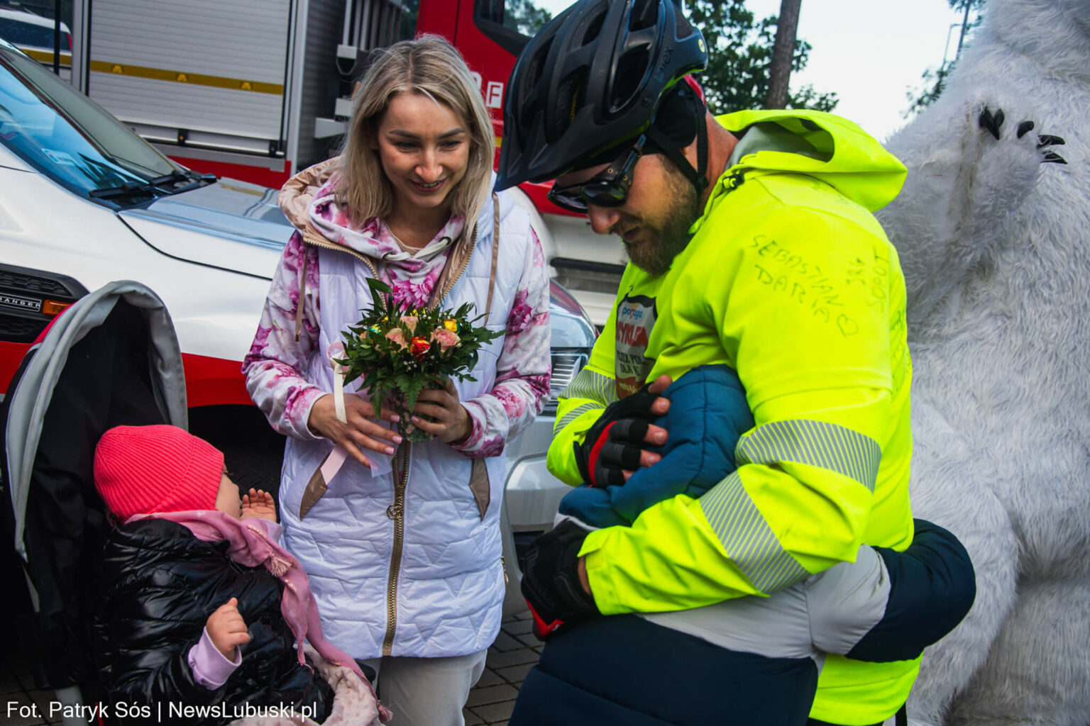 Strażak Łukasz Jęcz - Bicyklem przez Polskę dla Emilki Jęcz