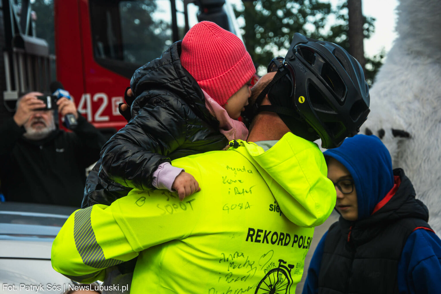 Strażak Łukasz Jęcz - Bicyklem przez Polskę dla Emilki Jęcz
