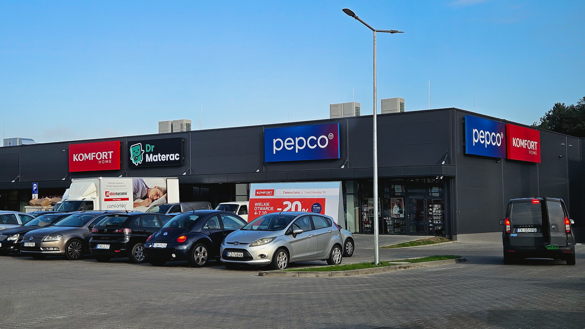 Nowa galeria handlowa Zielona Góra - Sklepy w nowej galerii Zielona Góra