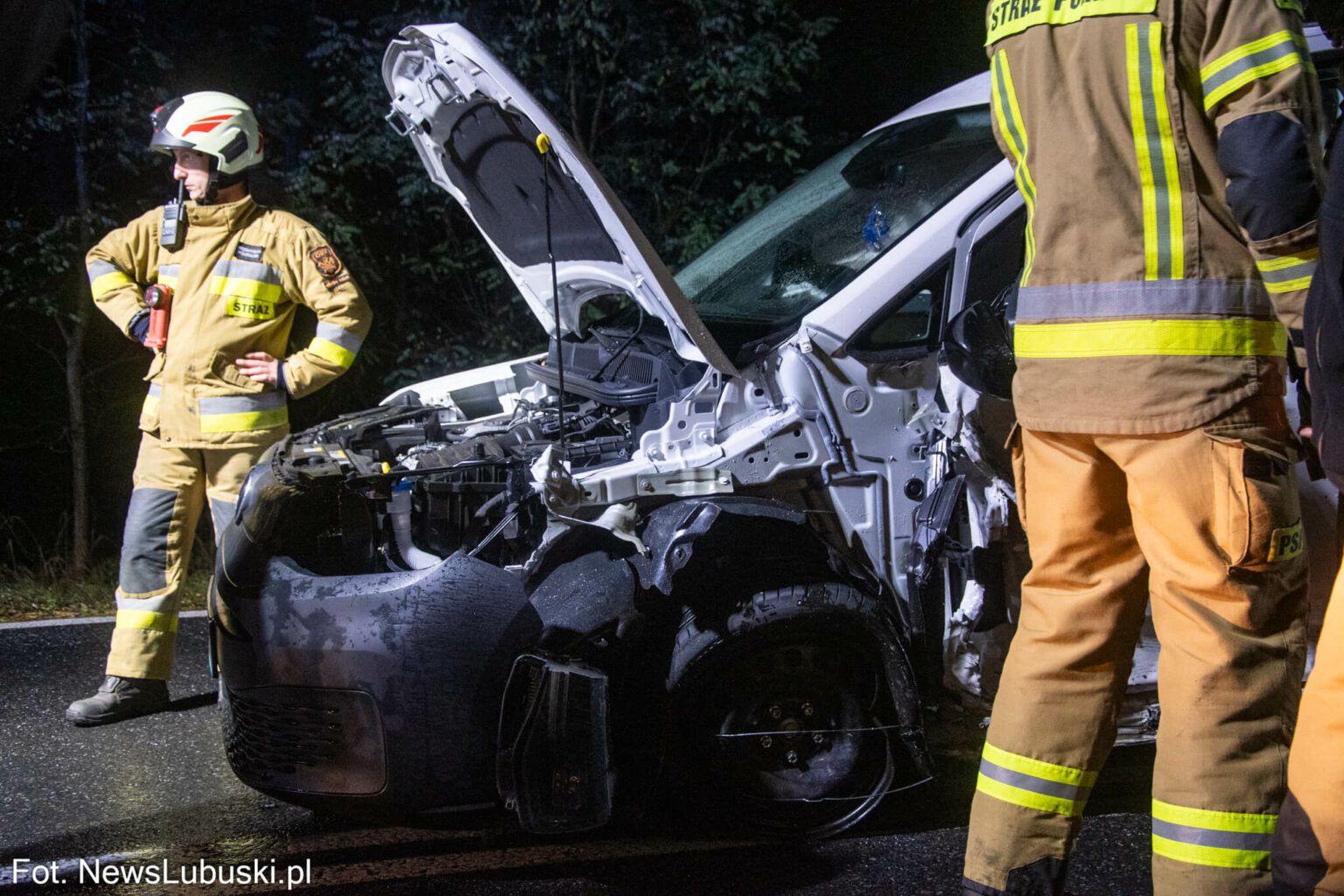 Wypadek na DK32 - Wypadek Zielona G&oacute;ra Leśni&oacute;w Wielki
