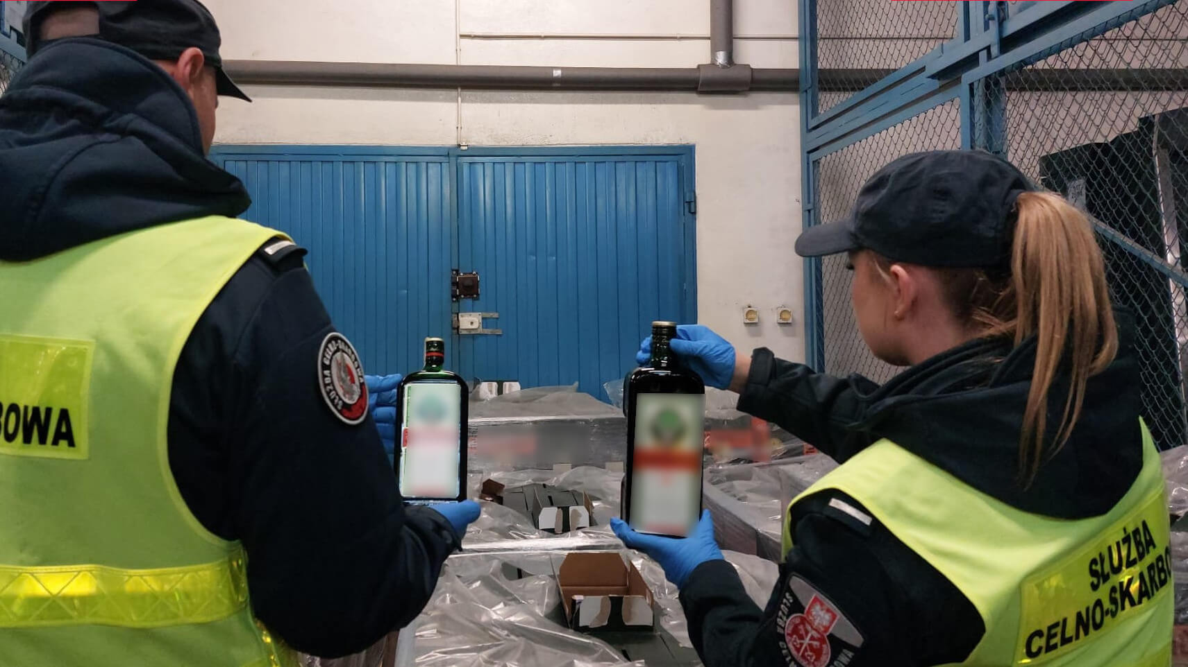 Akcja KAS nielegalny alkohol - granica Polska Niemcy Świecko