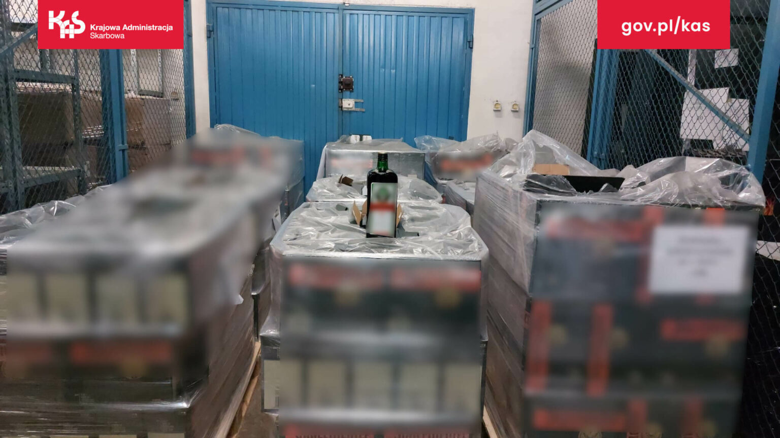 Akcja KAS nielegalny alkohol - granica Polska Niemcy Świecko