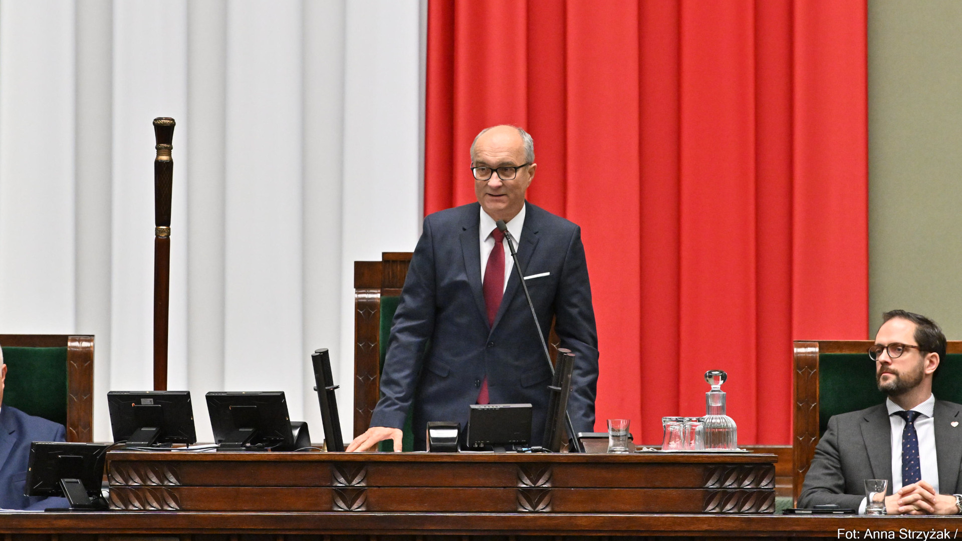 alkohol w sejmie Włodzimierz Czarzasty - zakaz sprzedaży