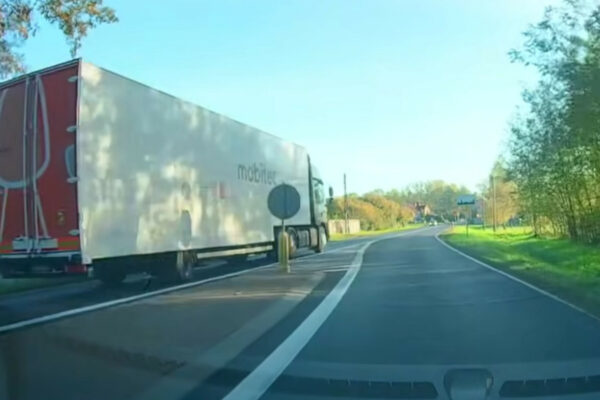 Groza na DK32 Lubuskie - wyprzedzanie pod prąd Łagów Krosno Odrzańskie