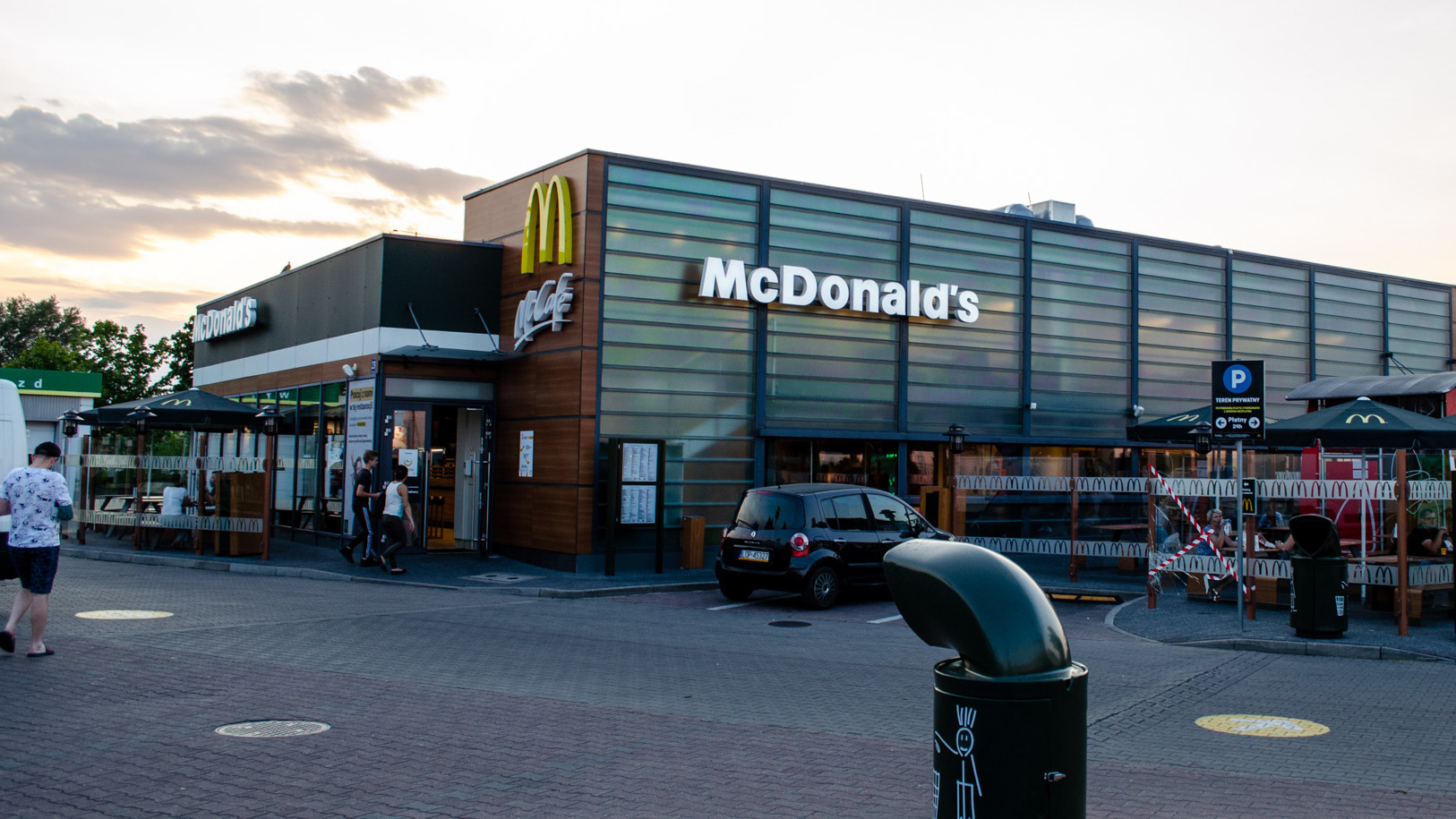 mcdonald 11 listopada czy jest otwarty - godziny otwarcia mcdonald