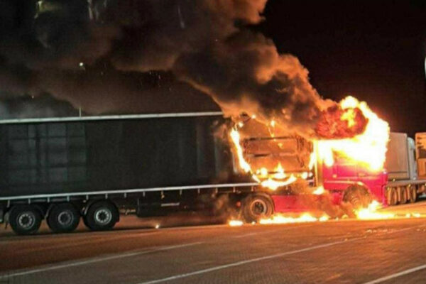 Pożar na A2 - Pożar ciężarówki A2 MOP Gnilec. Straż pożarna Słubice
