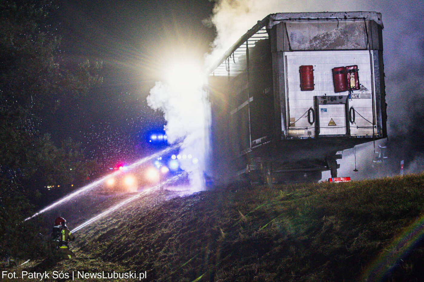 Pożar na DK32 - Pożar Zielona Góra. Utrudnienia na DK32