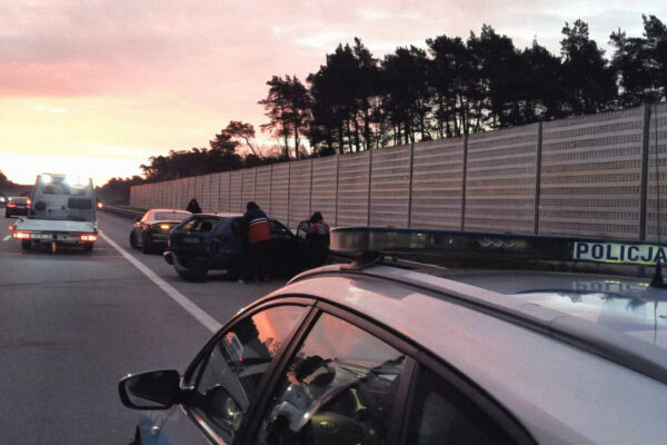 Wypadek na S3 - Wypadek Zielona Góra. Sytuacja na S3 uderzył w bariery