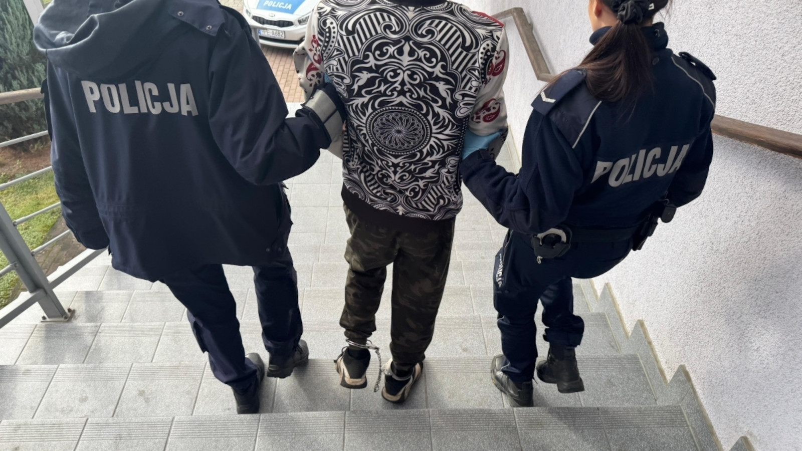 Atak w sklepie koło Szprotawy - siekiera, broń, groźby karalne