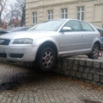 parkowanie na murku Zielona Góra - Audi Zielona Góra