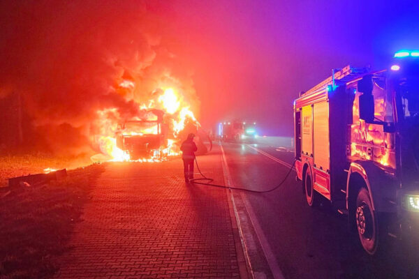 Pożar na DK24 Przytoczna - Pożar ciężarówki DK24 Wierzbno