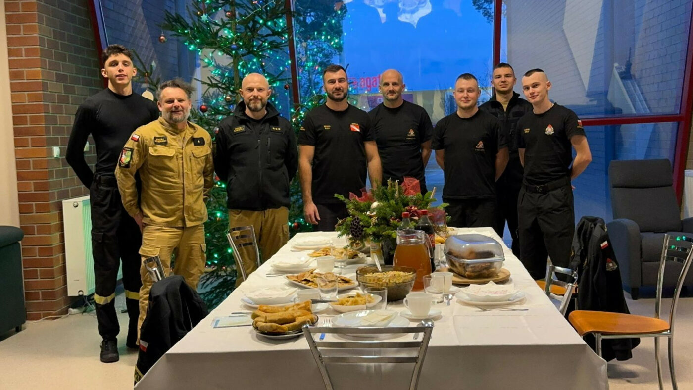 wigilia na służbie - lubuscy strażacy Wigilia