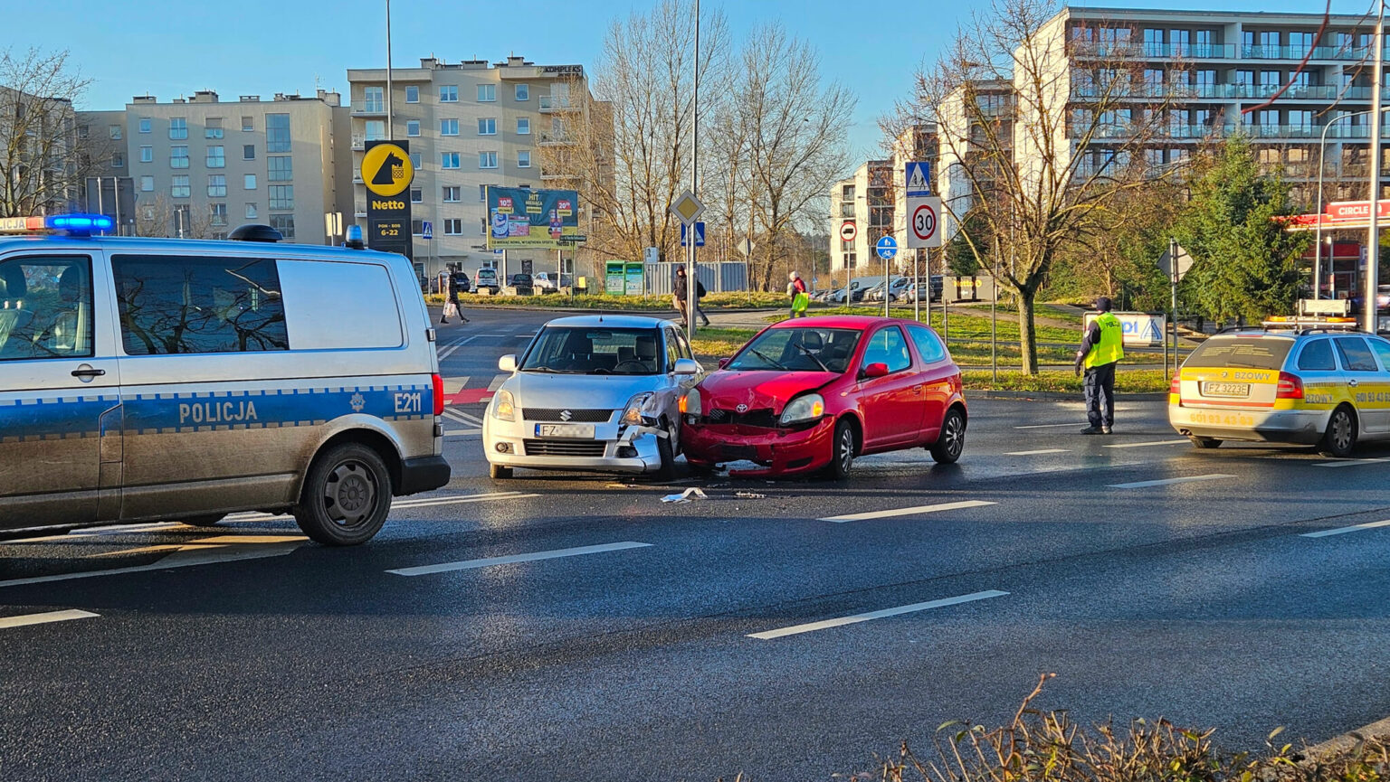 Wypadek Zielona G&oacute;ra - kolizja Zielona G&oacute;ra