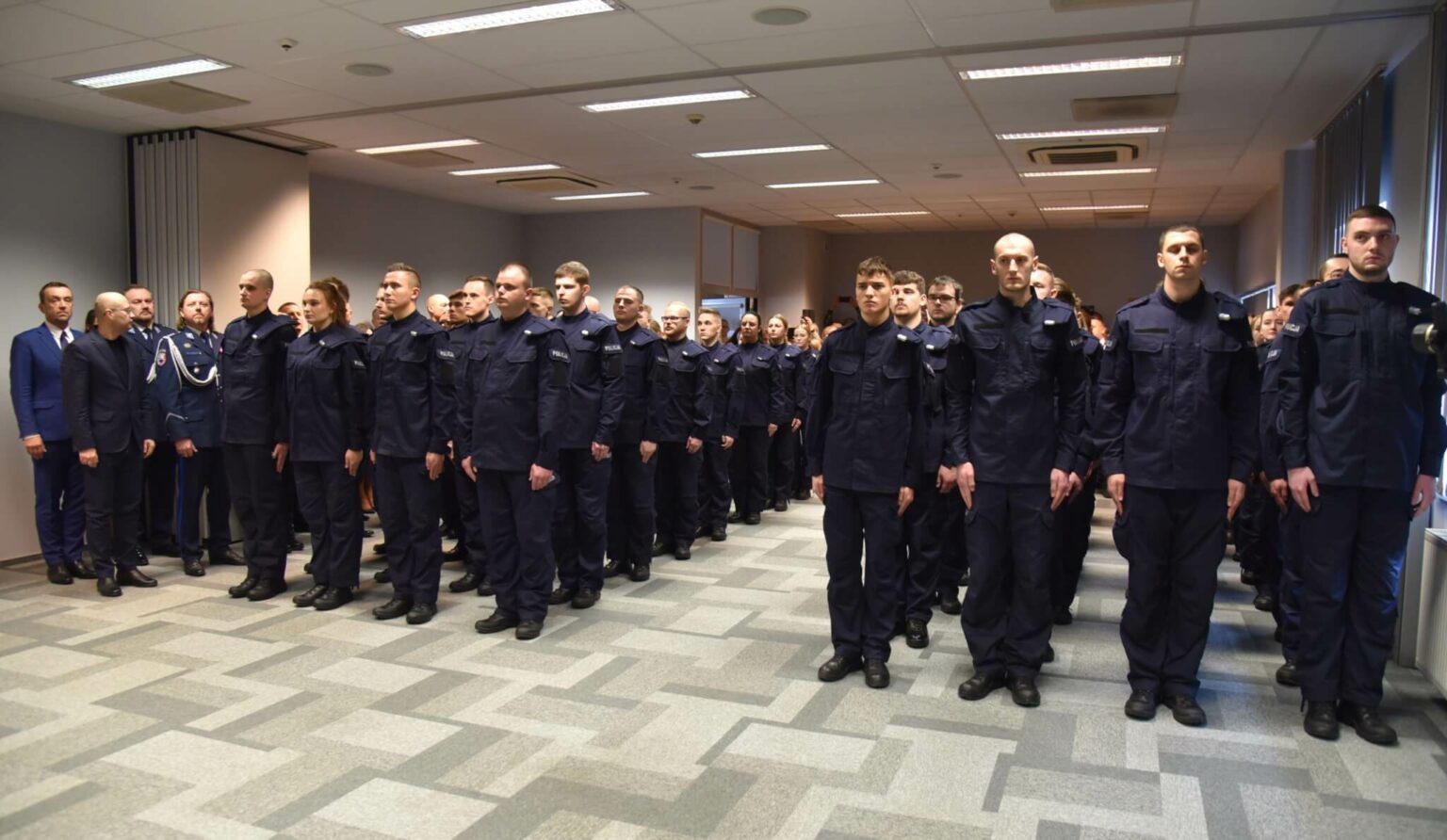 nowi policjanci Lubuskie - ślubowanie policjant&oacute;w