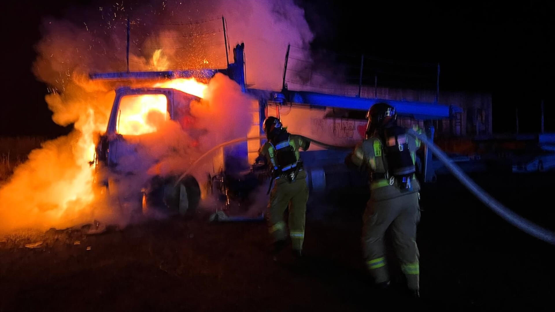 Pożar ciężarówki DK22 - Straż pożarna Sulęcin