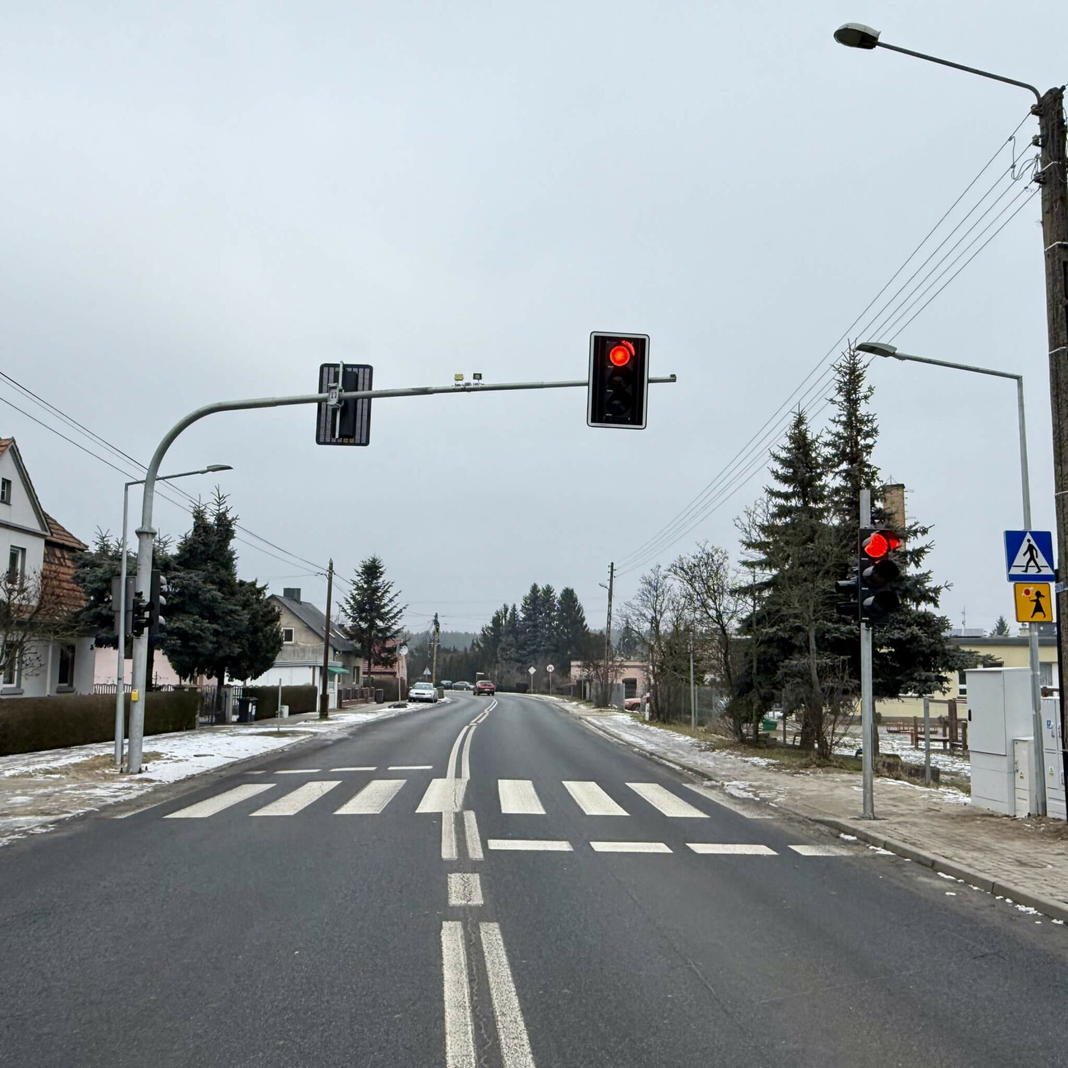 sygnalizacja świetlna koło Zielonej G&oacute;ry - droga wojew&oacute;dzka nr 280