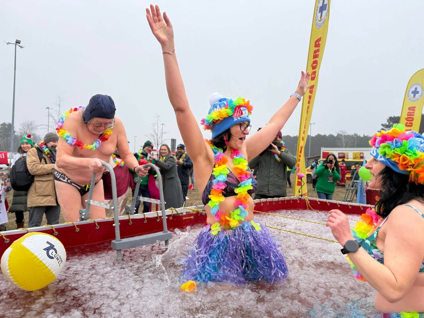 WOŚP Zielona G&oacute;ra - morsowanie CRS i bieg