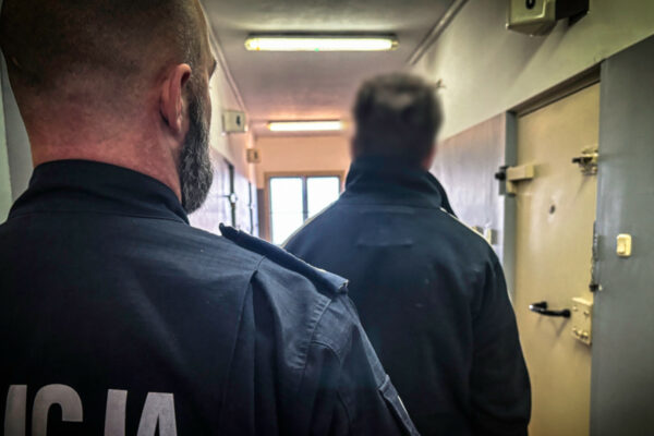 włamanie do sklepu Kostrzyn - Policja Kostrzyn nad Odrą