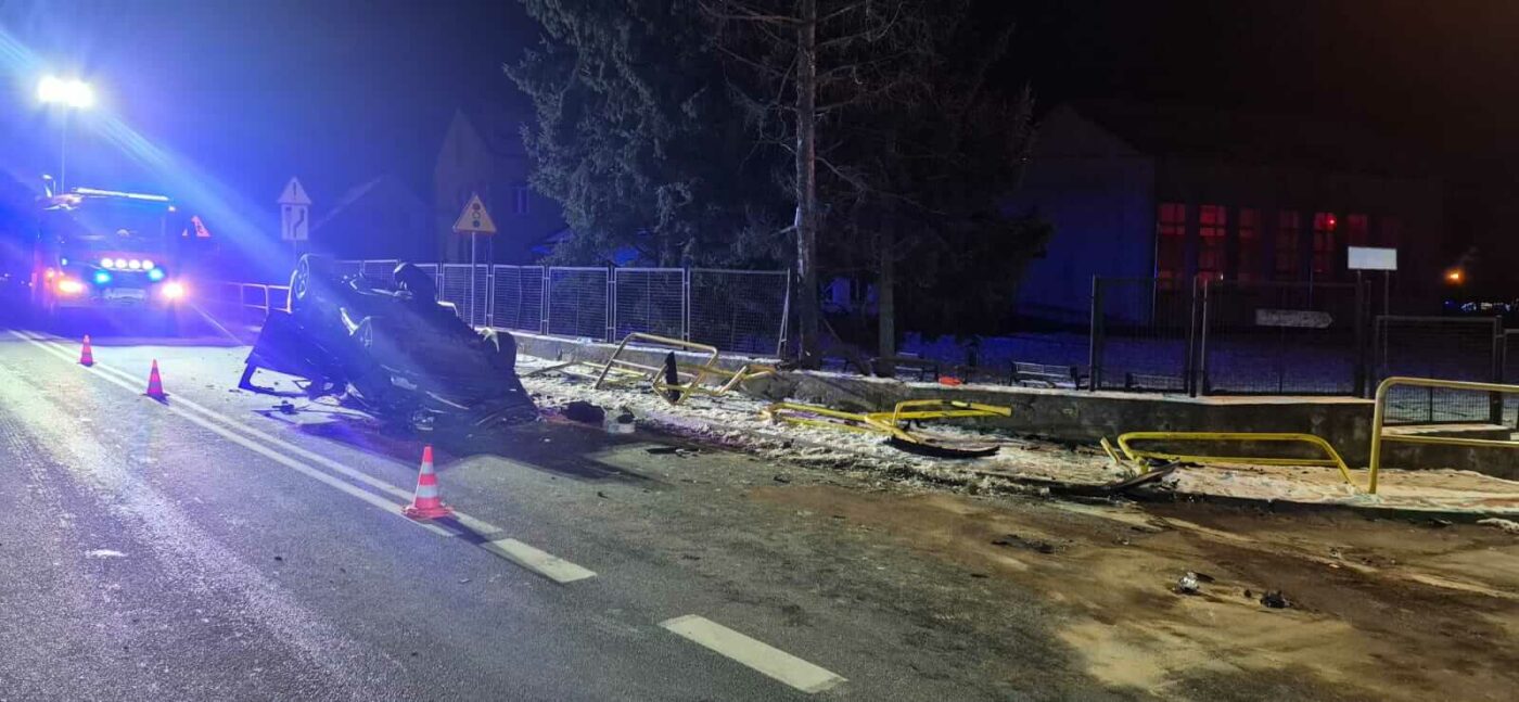 Wypadek koło Zielonej G&oacute;ry - Wypadek na DK32 Leśni&oacute;w Wielki