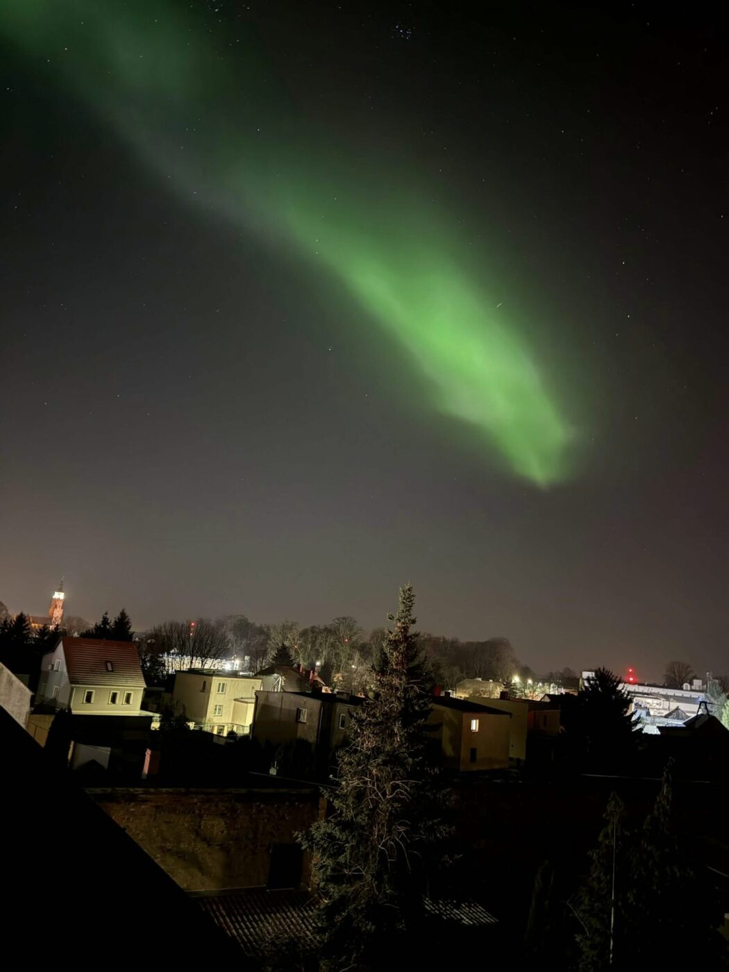 zorza polarna Polska dzisiaj - jak powstaje zorza polarna