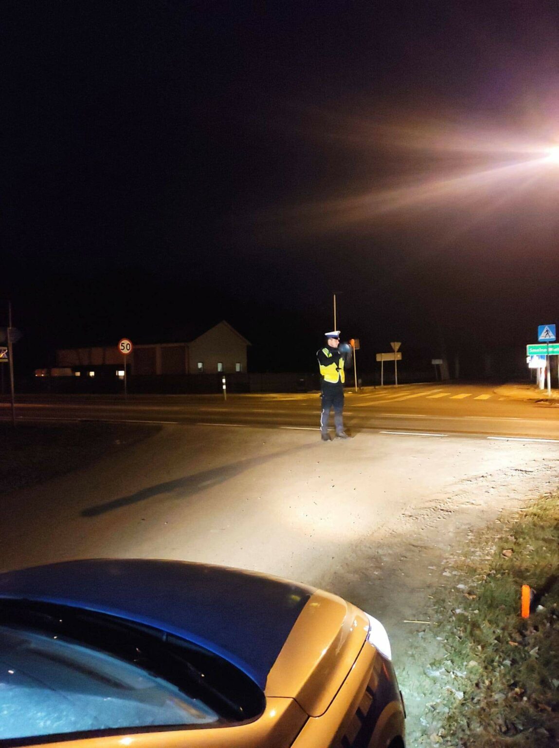 DK32 Sulech&oacute;w - policja na DK32