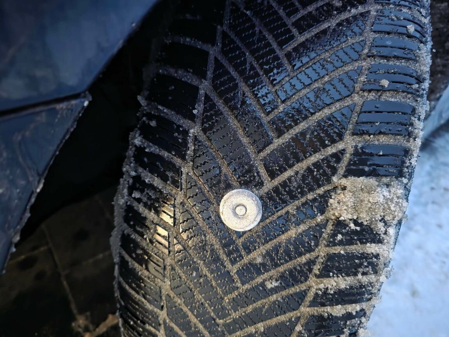 niebezpieczne gwoździe Czerwieńsk Zielona G&oacute;ra