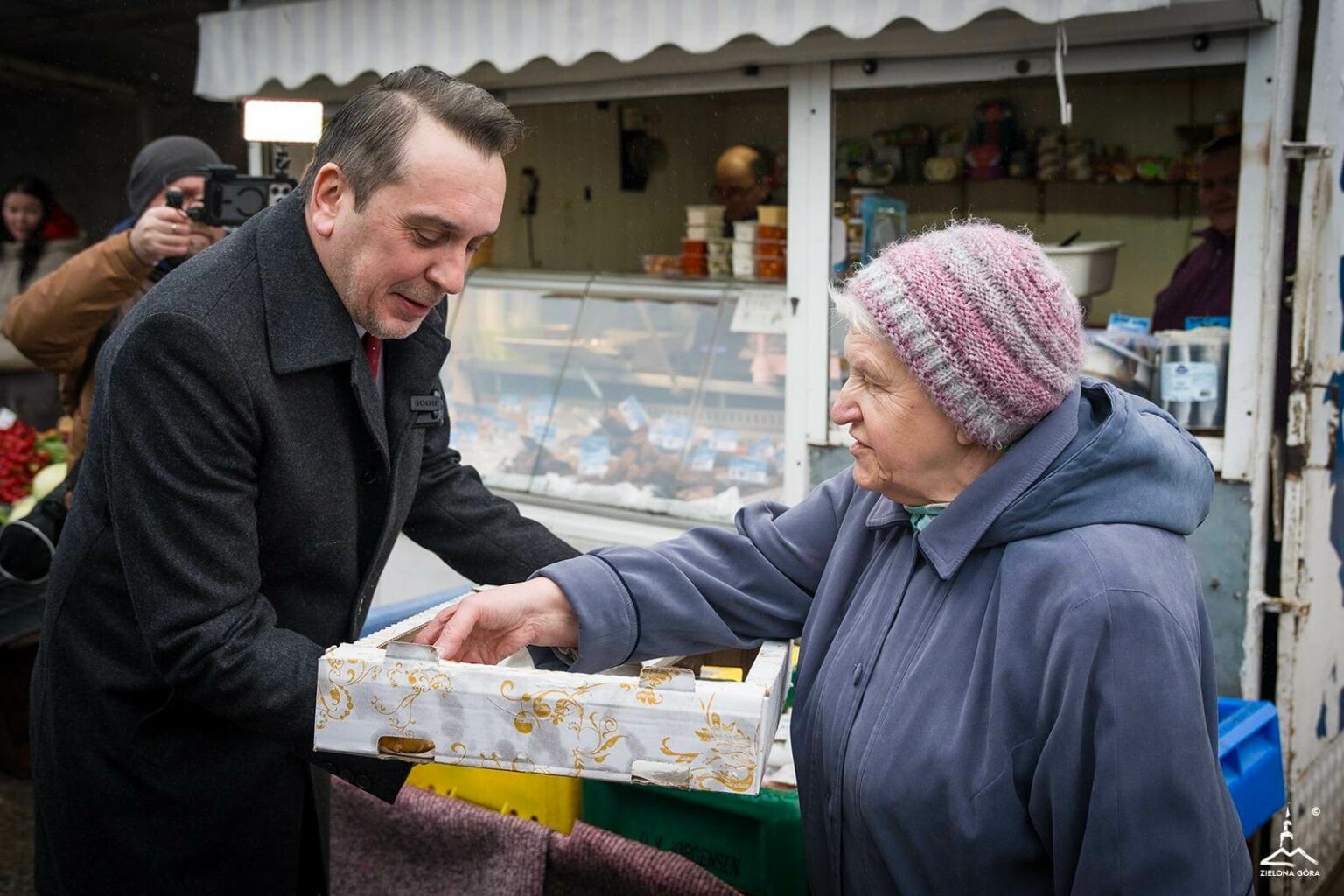 Prezydent Zielonej G&oacute;ry Marcin Pabierowski - Tłusty Czwartek Zielona G&oacute;ra