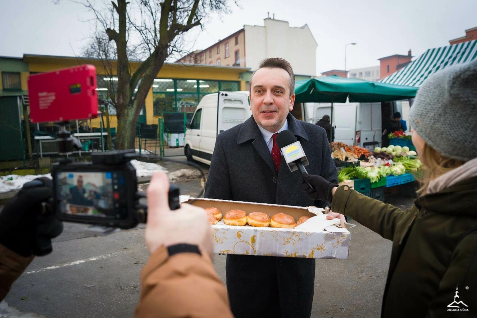 Prezydent Zielonej G&oacute;ry Marcin Pabierowski - Tłusty Czwartek Zielona G&oacute;ra