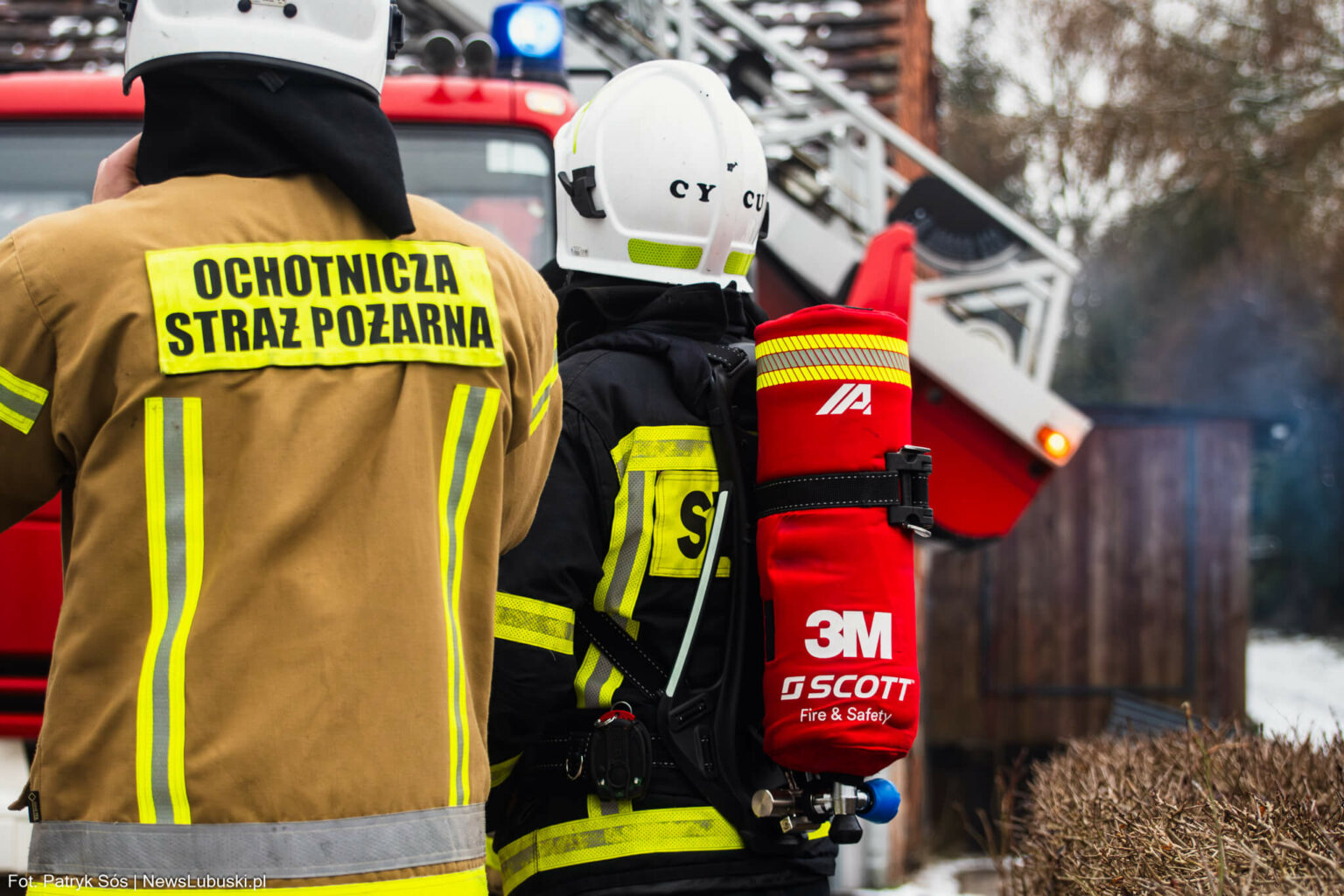 pożar Świdnica koło Zielonej G&oacute;ry - pożar sadzy w kominie