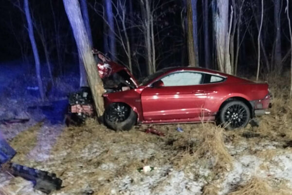Wypadek na DK32 - Wypadek koło Zielonej Góry. Ford Mustang rozbity