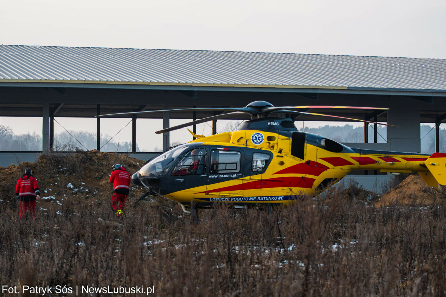 wypadek pod Zieloną G&oacute;rą - wypadek na budowie