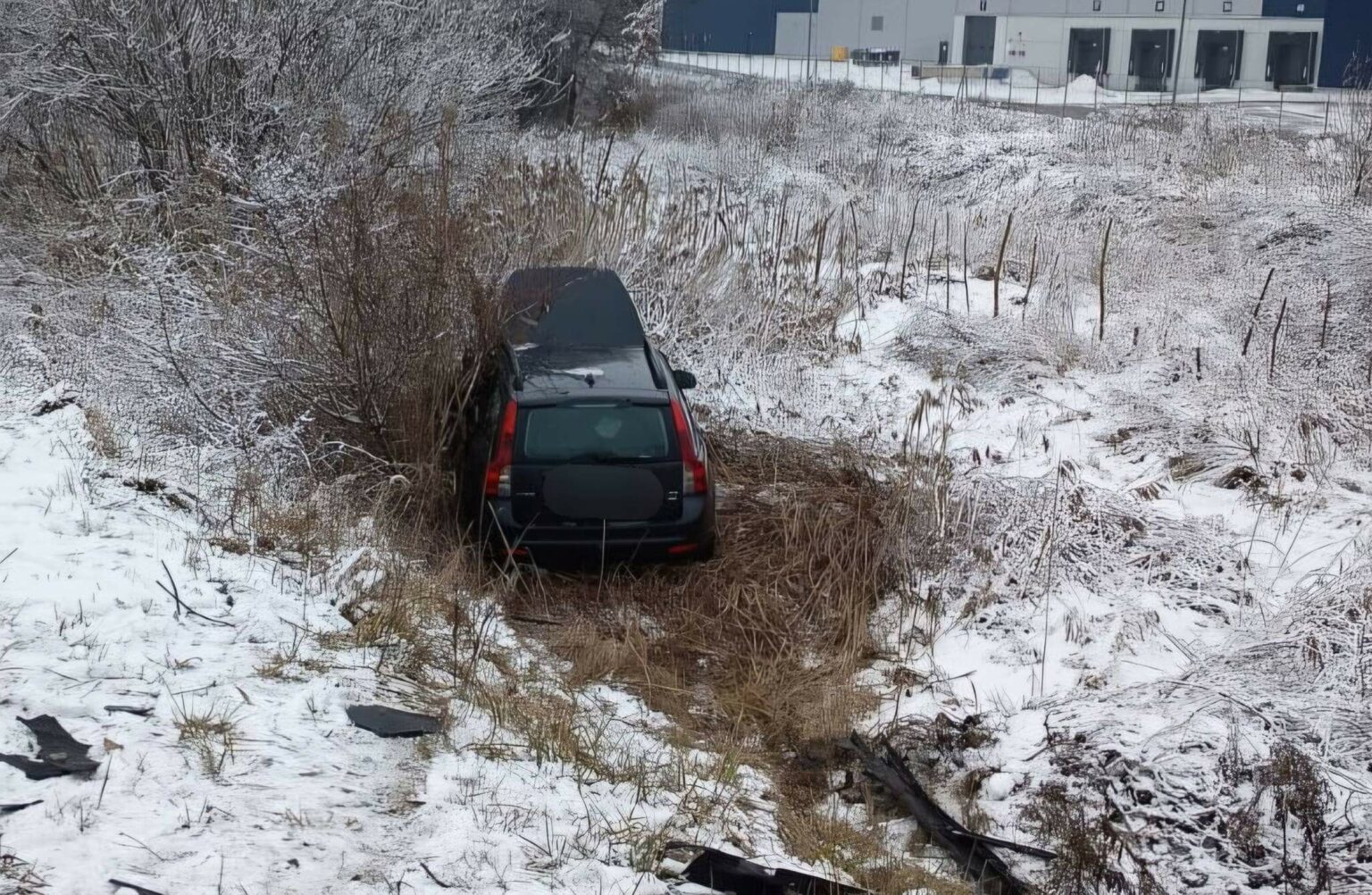 wypadek Zielona G&oacute;ra DW282 - łyse opony