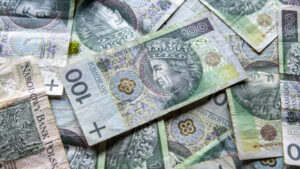 świadczenie dla stulatków - 6589 zł bez wniosku ZUS