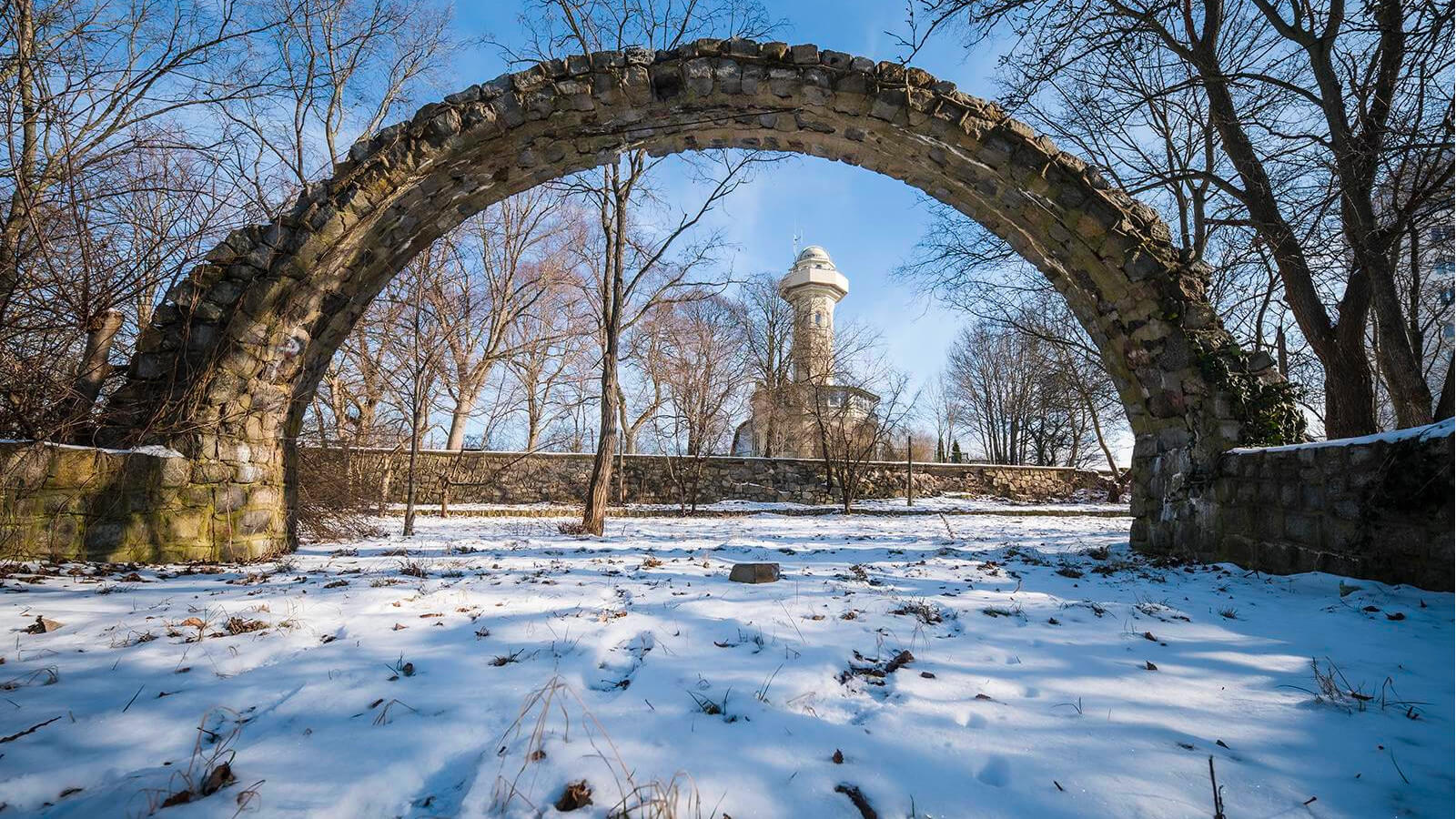 park pod gwiazdami zielona góra - wieża braniborska