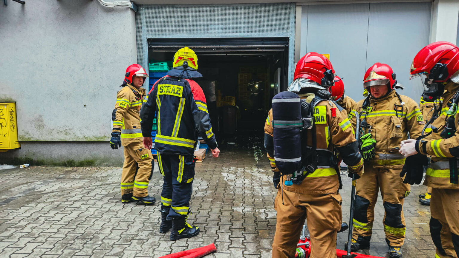 pożar Świat Pierog&oacute;w Zielona G&oacute;ra - Piątek 13 Zielona G&oacute;ra