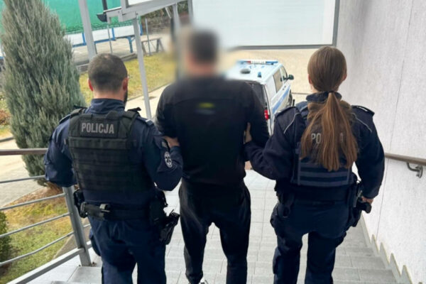 włamanie do sklepu Miodnica - 53 tysiące złotych strat