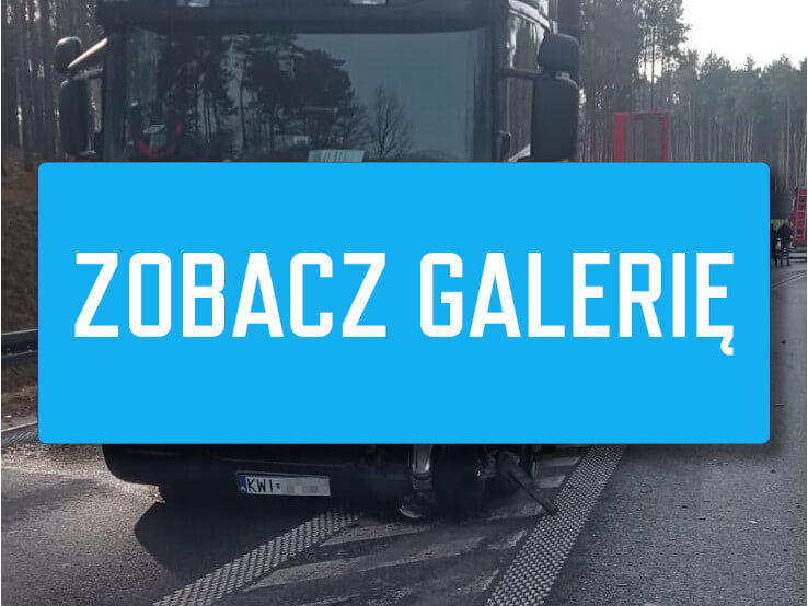 Wypadek w Zielonej Górze. Zderzenie auta z ciężarówką na południowej obwodnicy Wypadek Zielona Góra - Południowa Obwodnica Zielonej Góry