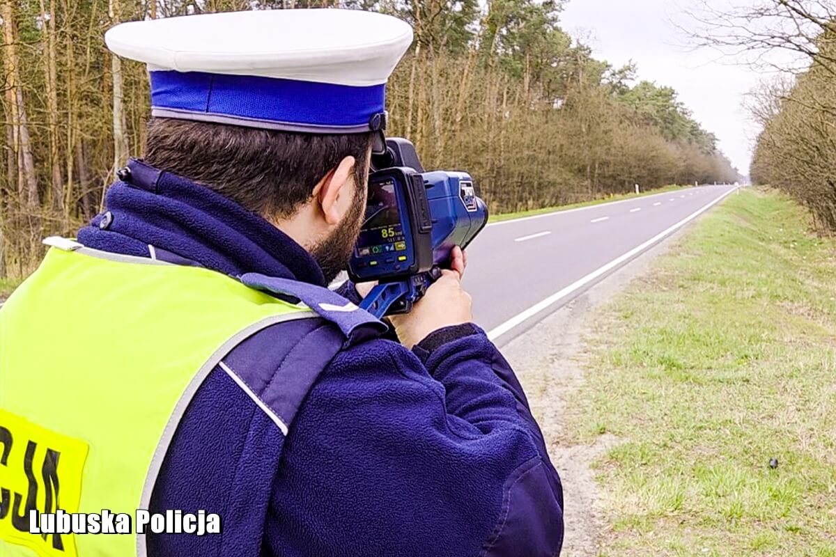 akcja-policji-krosno-odrzanskie-dron-8 akcja policji krosno odrzańskie - policja dron kontrola