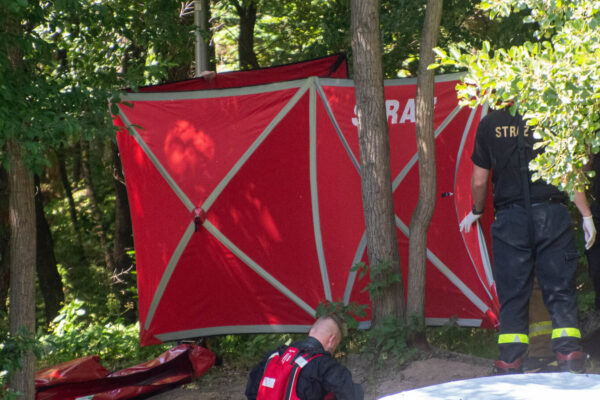 ciało w rzece Żary - znaleziono ciało mężczyzny Lipinki Łużyckie