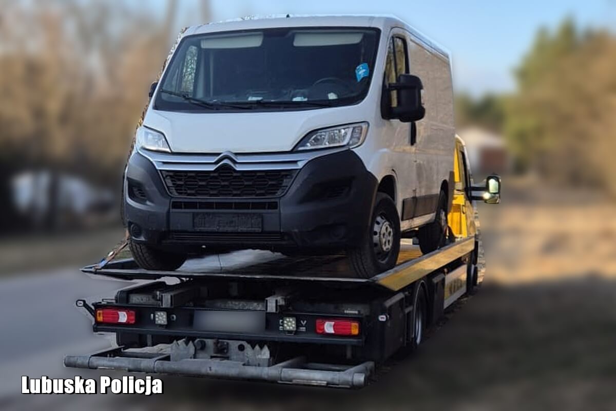 dziupla-samochodowa-krosno-odrzanskie-5 kradzione pojazdy Krosno Odrzańskie - akcja policji Lubuskie