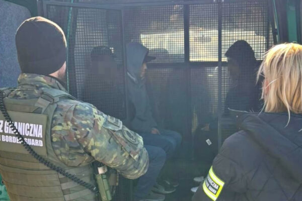 fałszywi studenci - nielegalny pobyt w Polsce