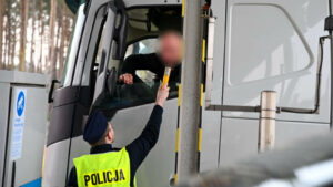 Akcja policji na A2. Ośmiu kierowców pod wpływem (ZDJĘCIA)