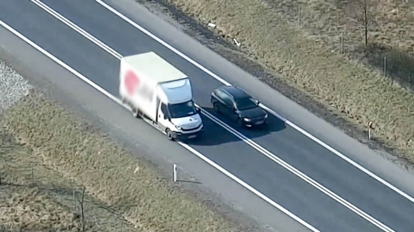 policja dron kontrola drogowa - kontrola prędkości DK24