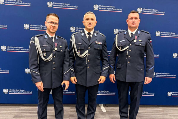 policjanci uratowali seniorów Zielona Góra - pożar domu seniora Wilkanowo