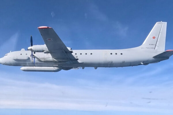 rosyjski samolot nad Bałtykiem - polskie myśliwce