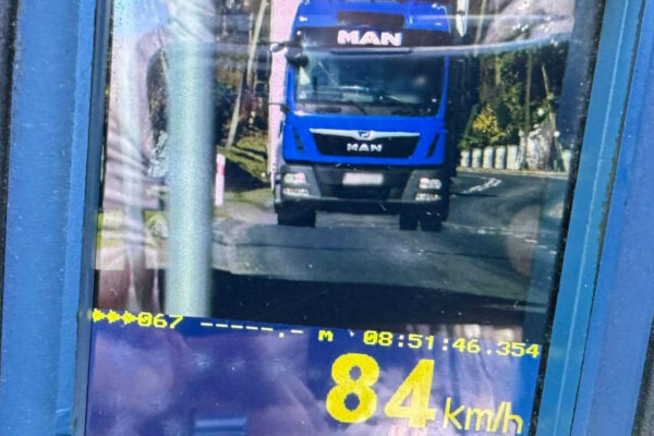 przekroczenie prędkości ciężarówka - mandat za prędkość