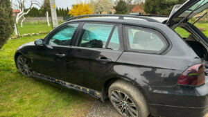 Drift BMW na drodze skończył się fatalnie. 20-latek chciał się popisać